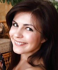 Smiling babe spreading legs